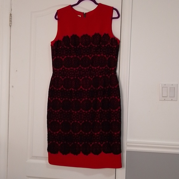 Anne Klein red dress with black lace. Size 14.  Sexy date night out hot prom - Picture 3 of 9